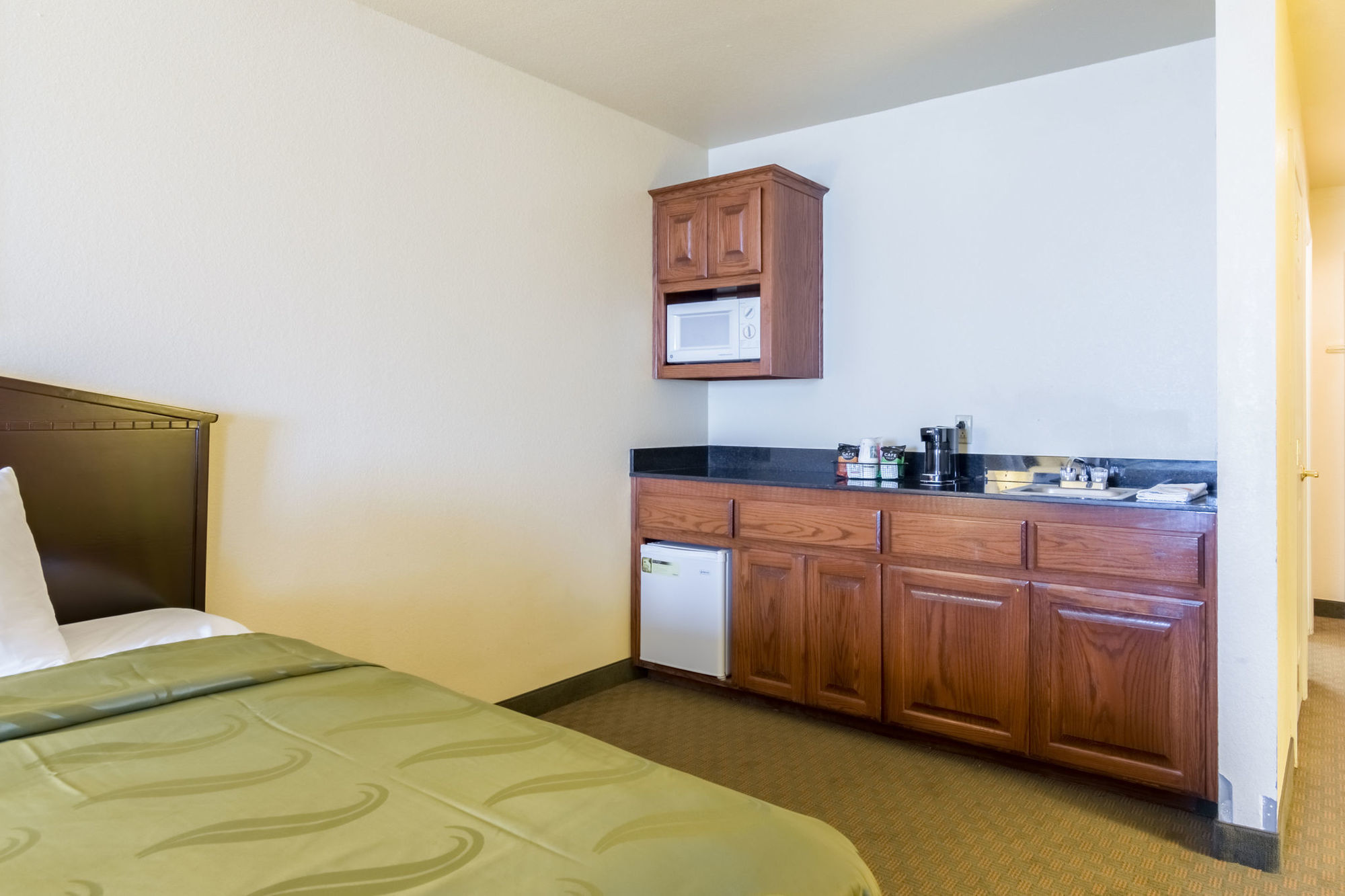 Quality Inn & Suites Of Alma - Northeast From Fort Smith Habitación foto
